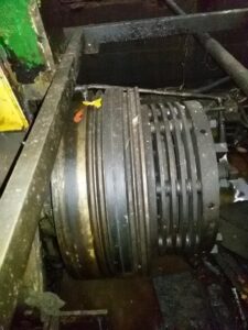 ナックルジョイントプレス Komatsu MKR 300 - 300 トン (写真 6)