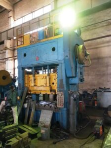 プレス機 TMP Voronezh KA3732 - 160 トン (写真 6)