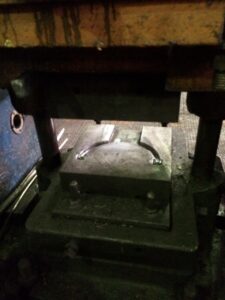 ねじプレス Chimkent F1736 - 400 トン (写真 3)