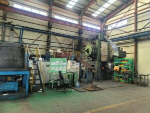 熱間鍛造プレス TMP Voronezh KB8540 - 1000 トン (写真 3)