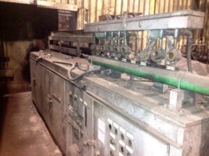 熱間鍛造プレス Komatsu CAH1000 - 1000 トン (写真 3)