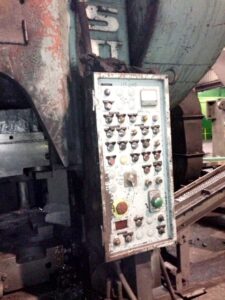 熱間鍛造プレス Komatsu CAH1000 - 1000 トン (写真 13)