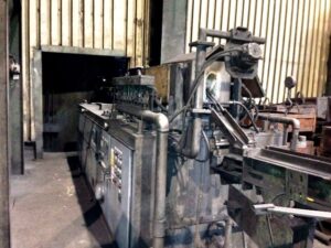 熱間鍛造プレス Komatsu CAH1000 - 1000 トン (写真 14)