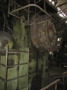 熱間鍛造プレス TMP Voronezh KB8542 - 1600 トン (写真 3)