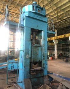 ねじプレス Chimkent F1734 - 250 トン (写真 2)