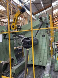 プレス機 Schuler TS4-2000-10-700 - 2000 トン (写真 10)