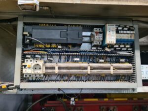 自動鍛造機 Hatebur AMP30 - 230 トン (写真 8)