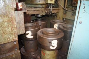 ナックルジョイントプレス TMP Voronezh K04.127.846 - 4000 トン (写真 8)