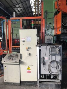 熱間鍛造プレス Smeral LZK 2500 - 2500 トン (写真 12)
