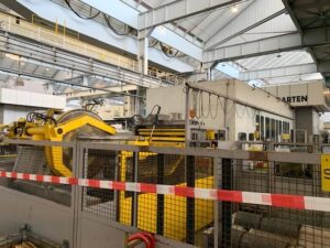 プレス機 Muller Weingarten VK 600 - 600 トン (写真 7)