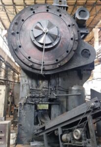 熱間鍛造プレス Smeral MKP 2500 - 2500 トン (写真 6)