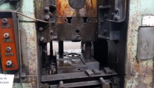 熱間鍛造プレス TMP Voronezh K8540 - 1000 トン (写真 6)