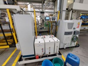 プレス機 Aida DSF-TE4-20000-730-250 - 2000 トン (写真 15)