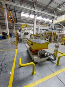 プレス機 Aida DSF-TE4-20000-730-250 - 2000 トン (写真 13)