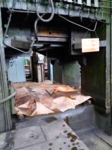 熱間鍛造プレス Kramatorsk NKMZ PKKSH 4000 - 4000 トン (写真 3)