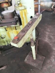 ナックルジョイントプレス Barnaul KB8336 - 400 トン (写真 3)