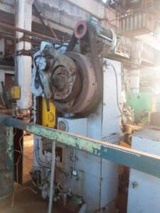 ナックルジョイントプレス Barnaul KB8334 - 250 トン ID: 75383