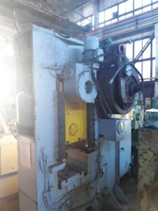 ナックルジョイントプレス Barnaul KB8334 - 250 トン (写真 2)