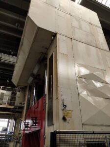 プレス機 Erfurt PYD 3-1500+1000/4500X2500/2400 FS E - 1500 トン (写真 1)