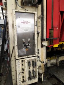 プレス機 Erfurt PYD 3-1500+1000/4500X2500/2400 FS E - 1500 トン (写真 6)