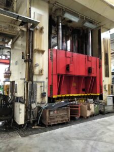 プレス機 Erfurt PYD 3-1500+1000/4500X2500/2400 FS E - 1500 トン (写真 12)