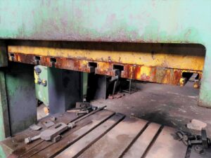 トリミングプレス Ravne 630T - 630 トン (写真 4)