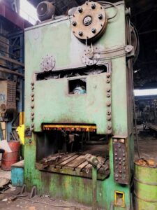 トリミングプレス Ravne 630T - 630 トン (写真 12)