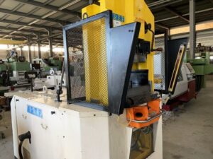 ナックルジョイントプレス Grabener GK 360 - 360 トン (写真 6)