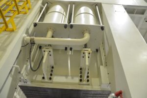 プレス機 Simpac DE4P1500 - 1500 トン (写真 2)