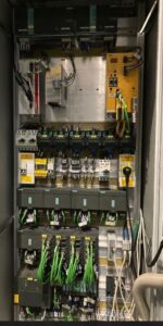 プレスライン Schuler G1 5P/8800 - 8800 トン (写真 6)