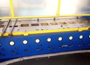 プレス機 Erfurt PTrZSSt 210/11/280 - 160 トン (写真 4)