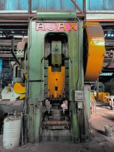 熱間鍛造プレス Ajax 3000 MT - 3000 トン ID: 76088