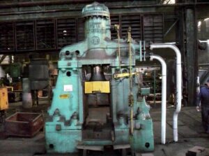 鍛造ハンマー Huta Zygmunt MPM 3150 B - 1 トン (写真 2)