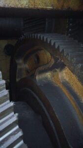 トリミングプレス TMP Voronezh KA9536 - 400 トン (写真 2)