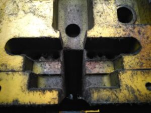 熱間鍛造プレス TMP Voronezh KB8544 - 2500 トン (写真 1)