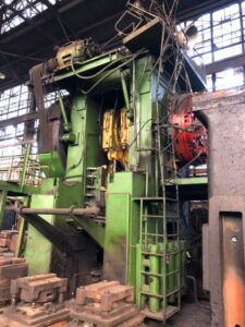 熱間鍛造プレス TMP Voronezh KB8544 - 2500 トン (写真 2)