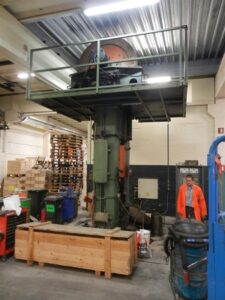 ねじプレス Vaccari 10PS - 650 トン (写真 2)