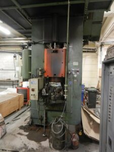 ねじプレス Vaccari 10PS - 650 トン (写真 6)