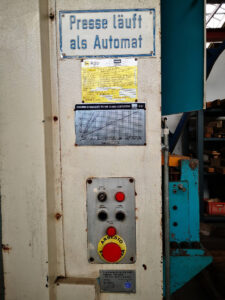 トリミングプレス Nuova Omec SC1-250 - 250 トン (写真 3)