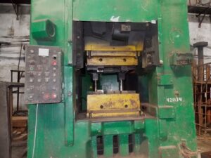 熱間鍛造プレス Smeral LZK 1600 - 1600 トン (写真 5)