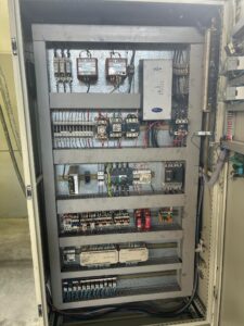 ねじプレス Gamei PHG 200/315 - 315 トン (写真 1)