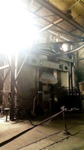 カウンターブロー鍛造ハンマー Beche DGH40 - 40 トン (写真 5)