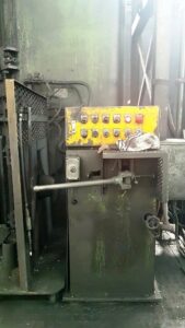 カウンターブロー鍛造ハンマー Beche DGH40 - 40 トン (写真 7)