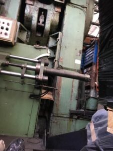 熱間鍛造プレス Erfurt PKXW 1600 - 1600 トン (写真 3)