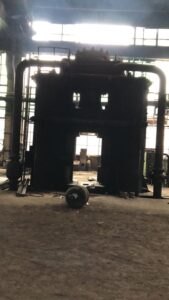 カウンターブロー鍛造ハンマー Beche DGH40 - 40 トン (写真 1)