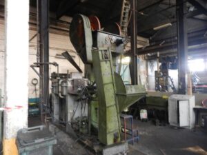 ねじプレス Vaccari 9PS - 400 トン (写真 7)