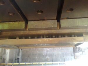 機械プレス Erfurt PKZZ I 2000 - 2000 トン (写真 10)