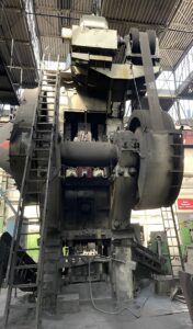 熱間鍛造プレス Kramatorsk NKMZ 6300 - 6300 トン (写真 3)