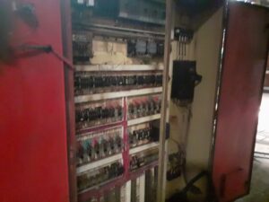 プレス機 TMP Voronezh KB3537 - 500 トン (写真 6)