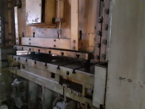 プレス機 TMP Voronezh KB3537 - 500 トン (写真 7)